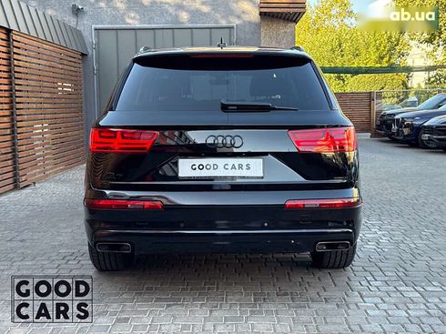 Audi Q7 2019 - фото 6