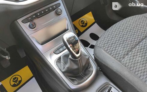 Opel Astra 2018 - фото 13