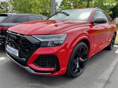 Audi RS Q8 2022 - фото 33