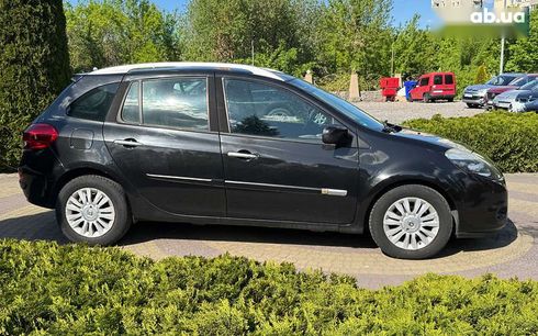 Renault Clio 2010 - фото 8