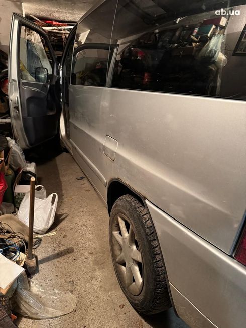 Mercedes-Benz Vito 2003 серебристый - фото 4