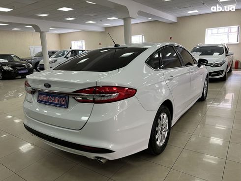 Ford Fusion 2016 белый - фото 16