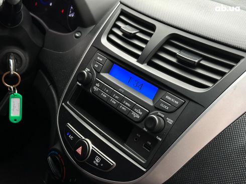 Hyundai Accent 2016 синий - фото 24
