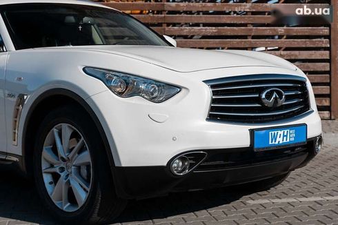 Infiniti QX70 2015 - фото 6