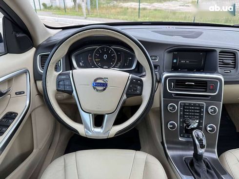 Volvo S60 2014 - фото 24