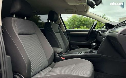 Volkswagen Passat 2016 - фото 9
