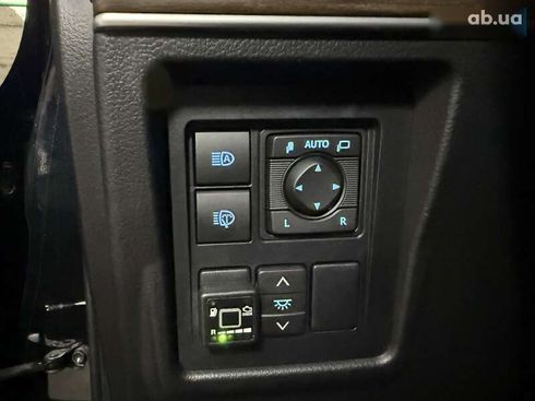 Toyota Land Cruiser Prado 2020 - фото 30