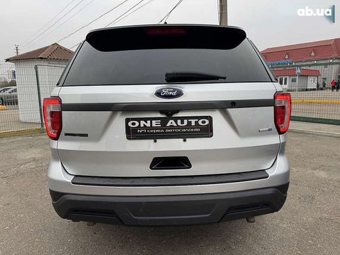Ford Explorer 2018 - фото 9