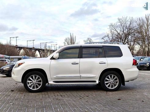 Lexus LX 2010 - фото 9
