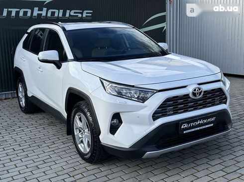 Toyota RAV4 2019 - фото 6