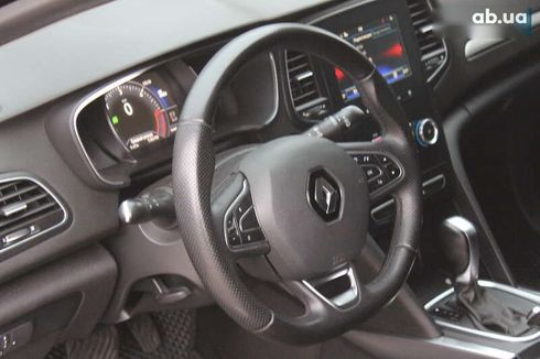 Renault Megane 2017 - фото 14