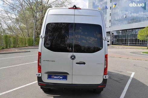 Mercedes-Benz Sprinter 2019 - фото 22