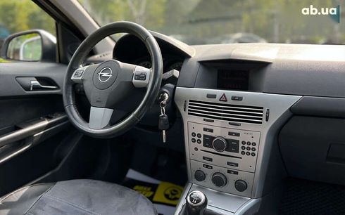 Opel Astra 2012 - фото 15