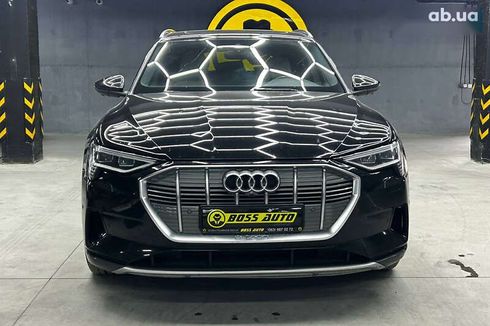 Audi E-Tron 2020 - фото 2