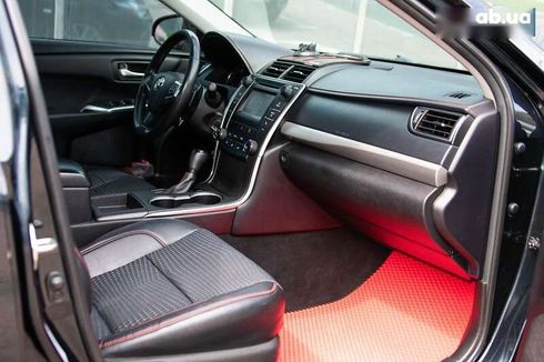 Toyota Camry 2015 - фото 26