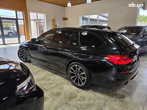 BMW 5 серия 2017 - фото 23