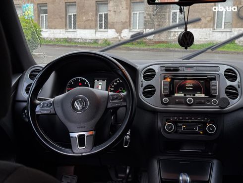 Volkswagen Tiguan 2013 серый - фото 27