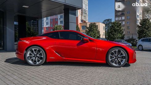 Lexus LC 2017 - фото 11