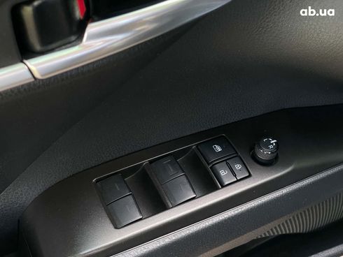 Toyota Camry 2021 синий - фото 16