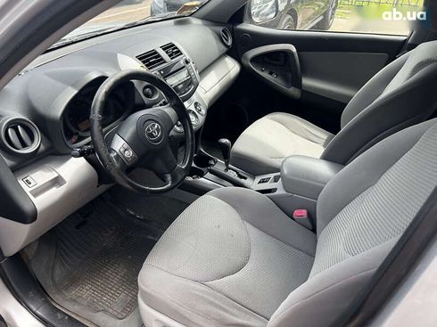 Toyota RAV4 2007 - фото 8