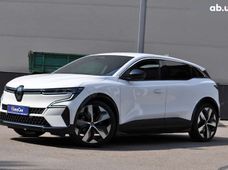 Продаж вживаних Renault Megane 2023 року - купити на Автобазарі