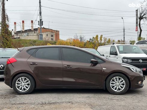 Kia Cee'd 2012 коричневый - фото 6