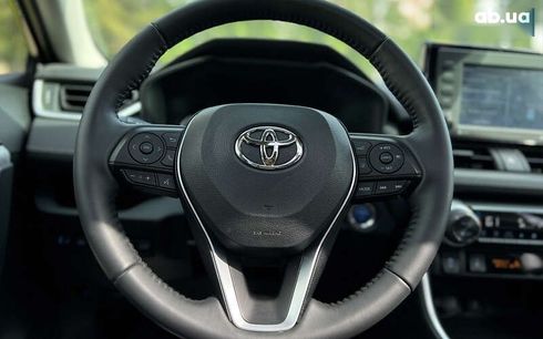 Toyota RAV4 2022 - фото 19