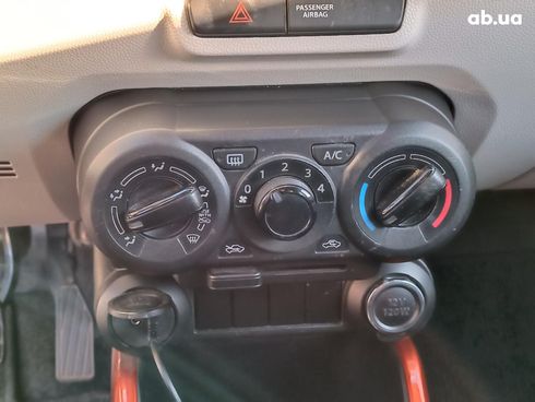 Suzuki Ignis 2018 оранжевый - фото 24