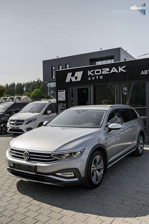 Volkswagen passat alltrack 2020 - фото 7