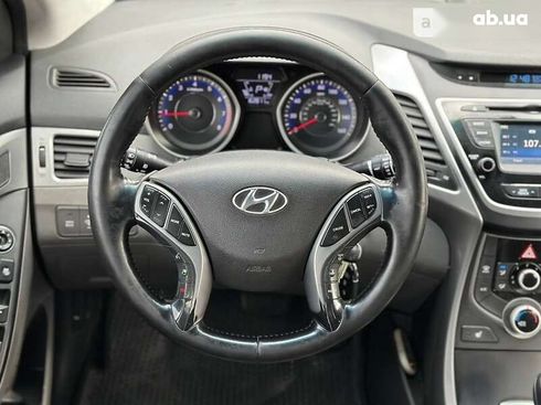 Hyundai Elantra 2014 - фото 29