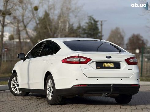 Ford Mondeo 2017 - фото 14