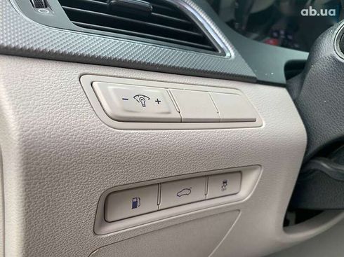 Hyundai Sonata 2016 - фото 18