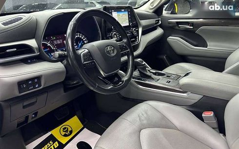 Toyota Highlander 2021 - фото 11