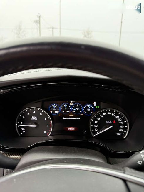 Cadillac XT5 2017 - фото 25