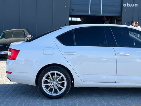 Skoda Octavia 2014 белый - фото 9