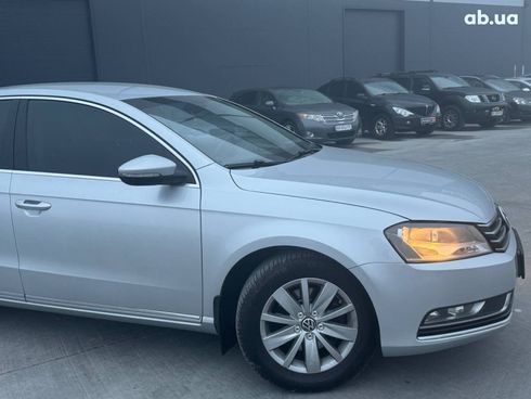 Volkswagen passat b7 2011 серый - фото 5