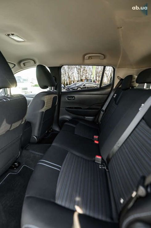 Nissan Leaf 2018 - фото 22
