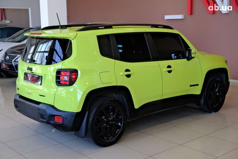 Jeep Renegade 2019 салатовый - фото 3