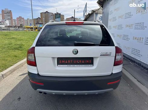 Skoda Octavia 2011 - фото 8