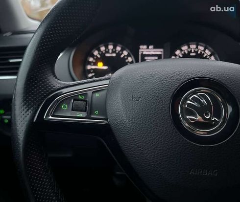 Skoda Octavia 2015 - фото 21