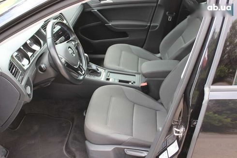 Volkswagen e-Golf 2020 - фото 25