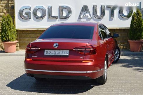 Volkswagen Passat 2018 - фото 15