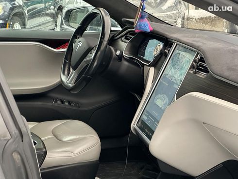 Tesla Model S 2015 серый - фото 22
