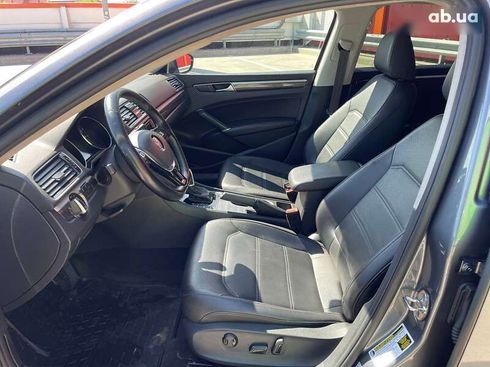 Volkswagen Passat 2018 - фото 15