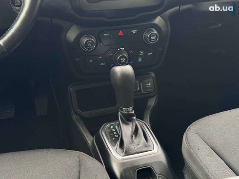 Jeep Renegade 2020 - фото 17