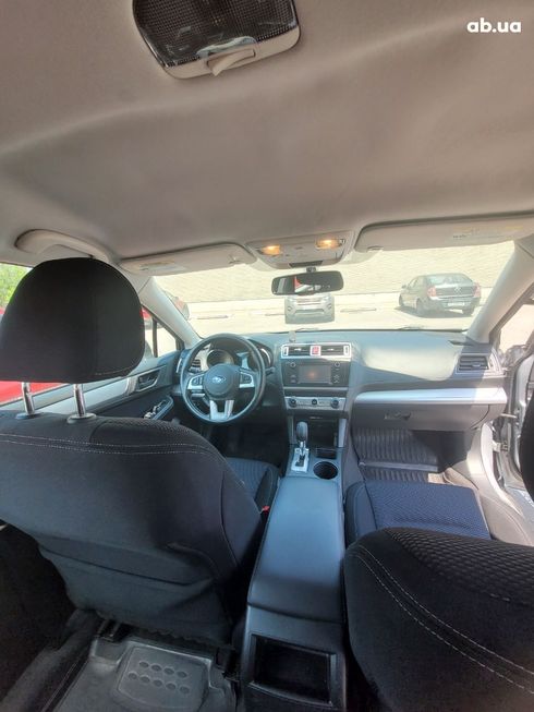 Subaru Outback 2015 серебристый - фото 10