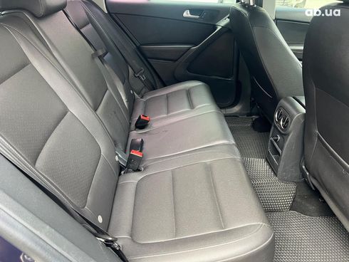 Volkswagen Tiguan 2016 синий - фото 18