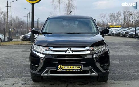 Mitsubishi Outlander 2020 - фото 2