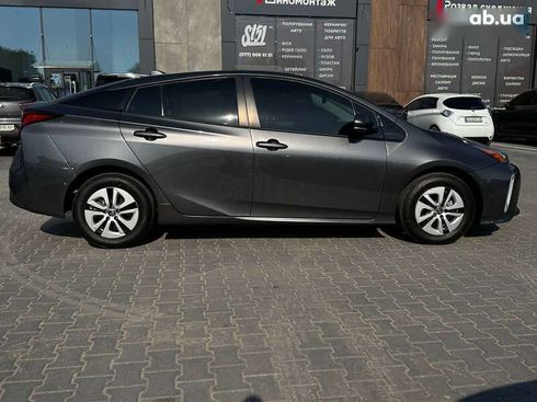 Toyota Prius 2020 - фото 19