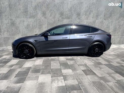 Tesla Model 3 2022 - фото 13